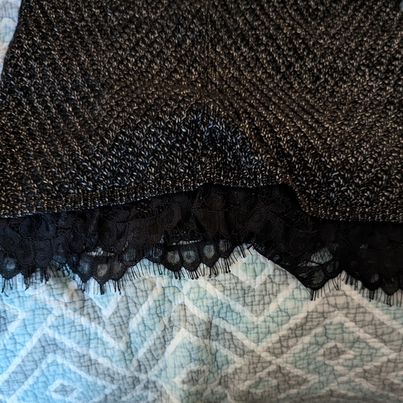 Sweater - Picture 2 of 3